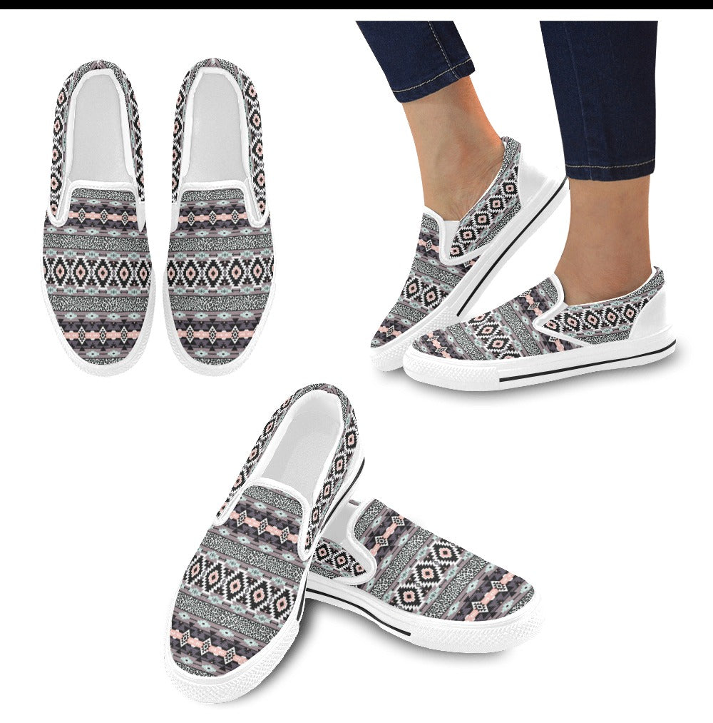 Safari Pattern Print Design LKS302 White Slip Ons Canvas Women's Shoes