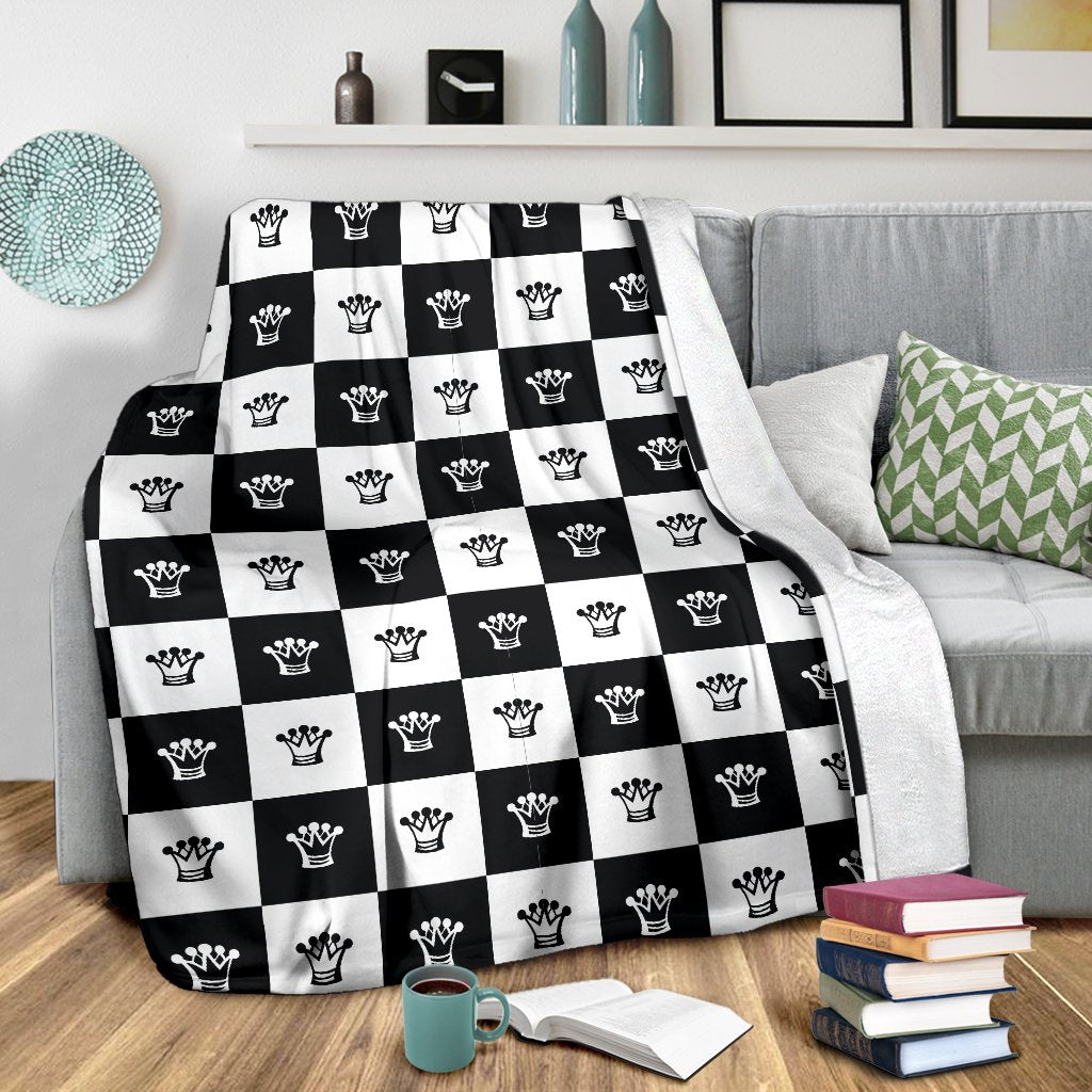 Checkered Flag Crown Pattern Fleece Blanket