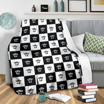 Checkered Flag Crown Pattern Fleece Blanket