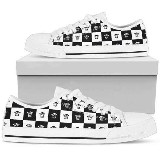 Checkered Flag Crown Pattern Women Low Top Shoes