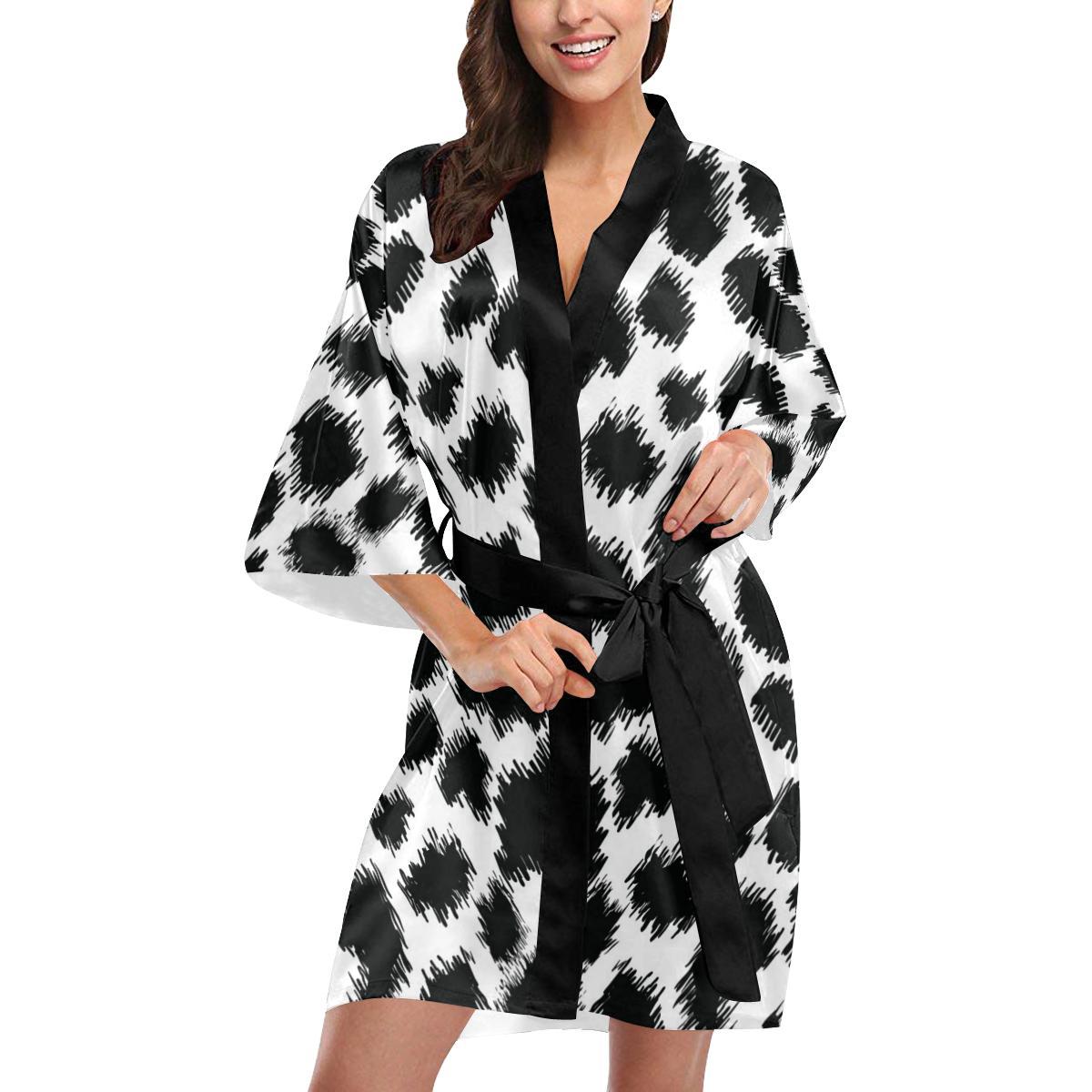 Cheetah Black Print Pattern Women Short Kimono Robe