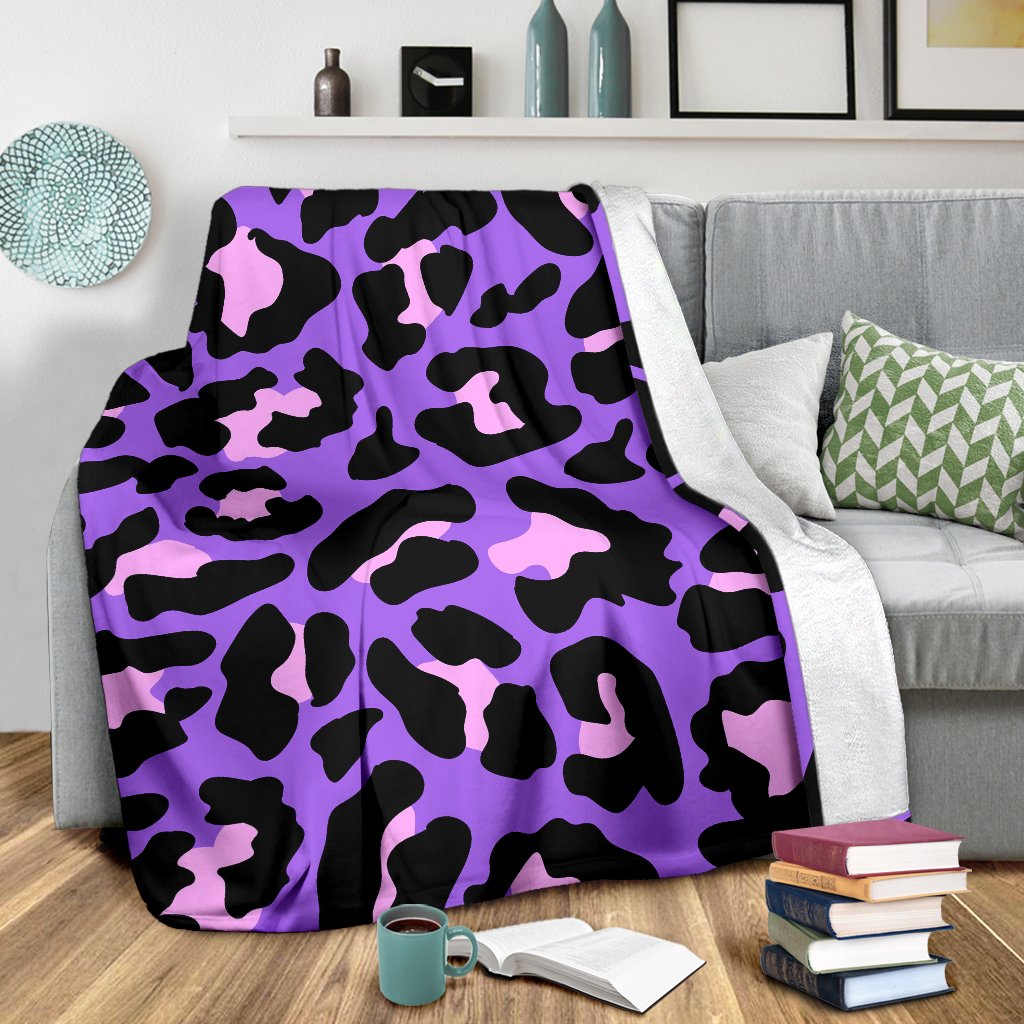Cheetah Purple Neon Print Pattern Fleece Blanket