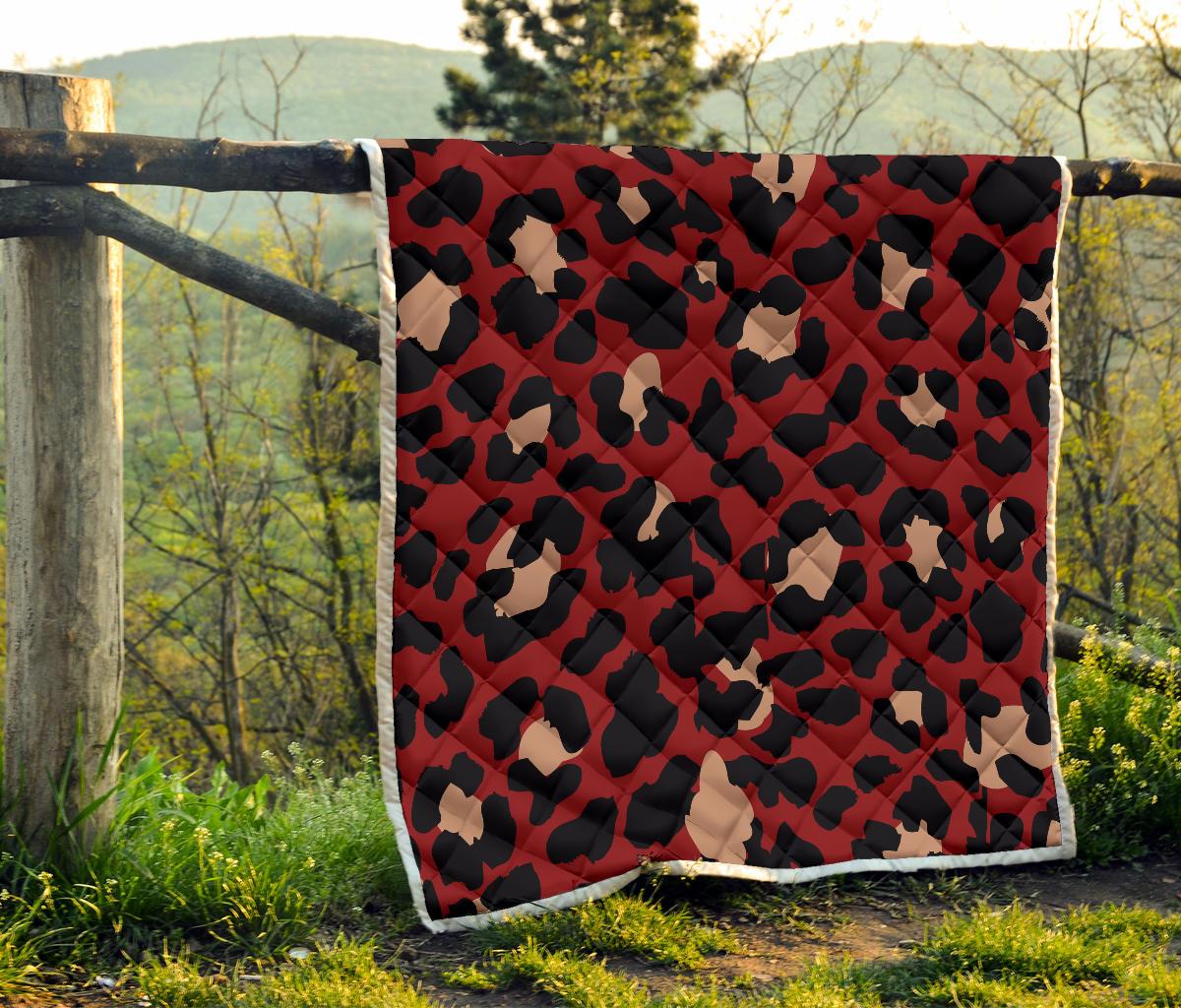 Cheetah Red Print Pattern Premium Quilt-JTAMIGO.COM