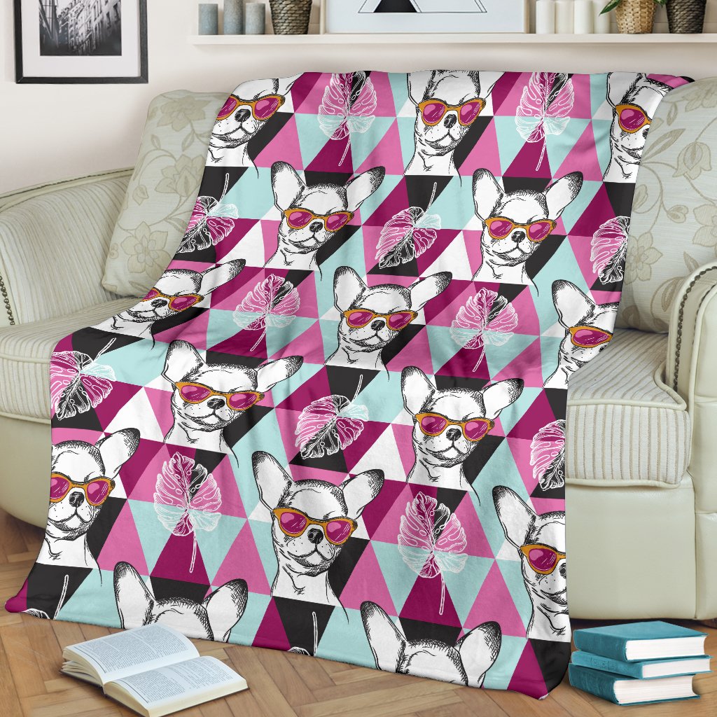 Chihuahua Cute Triangle Pattern Fleece Blanket