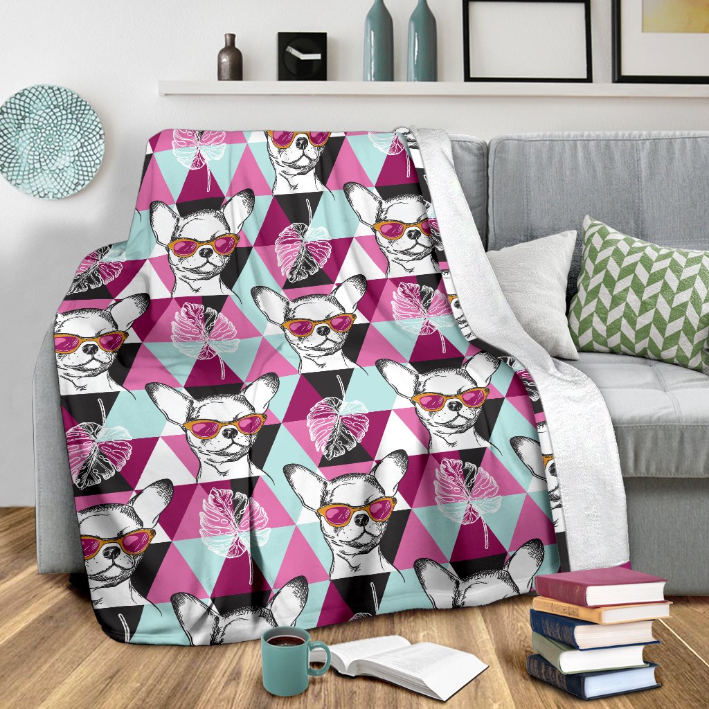 Chihuahua Cute Triangle Pattern Fleece Blanket