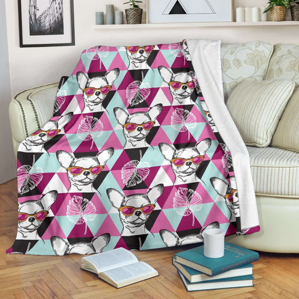 Chihuahua Cute Triangle Pattern Fleece Blanket