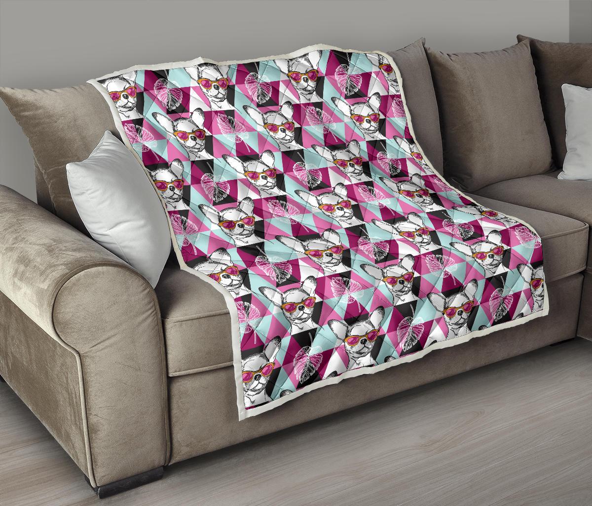Chihuahua Cute Triangle Pattern Premium Quilt-JTAMIGO.COM