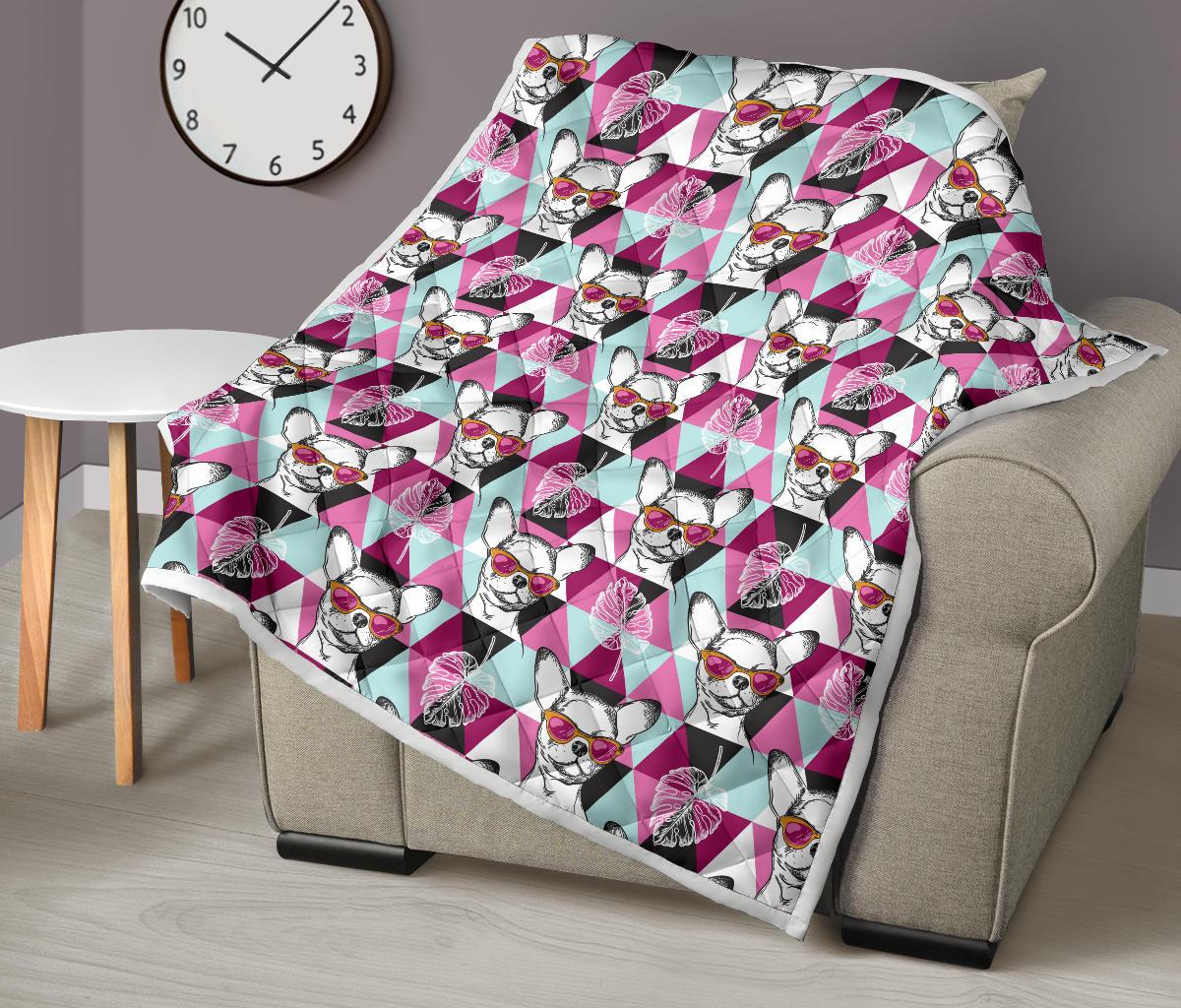 Chihuahua Cute Triangle Pattern Premium Quilt-JTAMIGO.COM