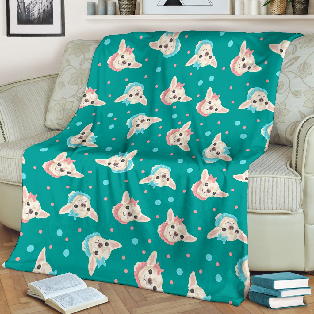 Chihuahua Polka Dot Pattern Fleece Blanket