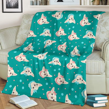 Chihuahua Polka Dot Pattern Fleece Blanket