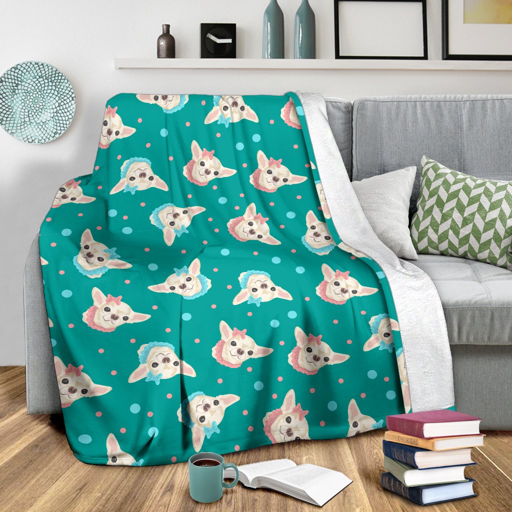Chihuahua Polka Dot Pattern Fleece Blanket