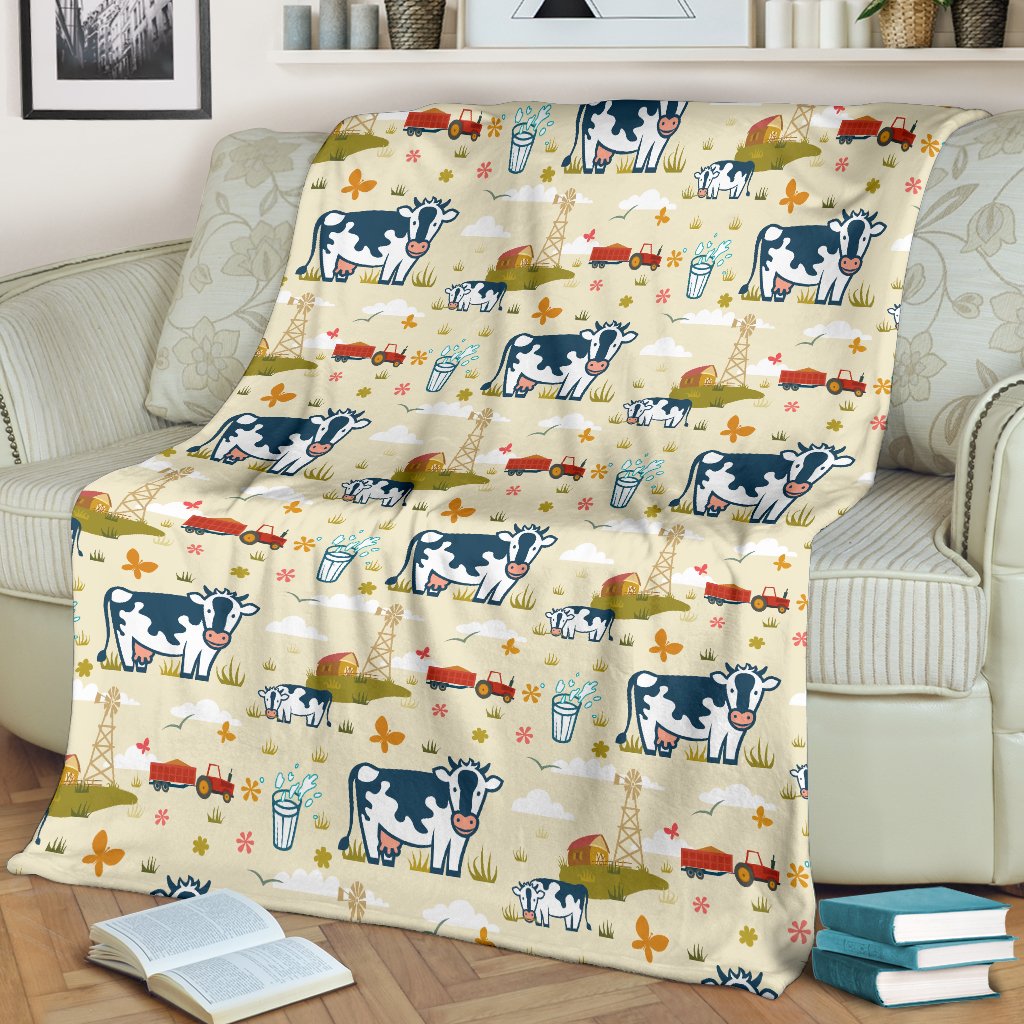 Cow Farm Design Print Fleece Blanket