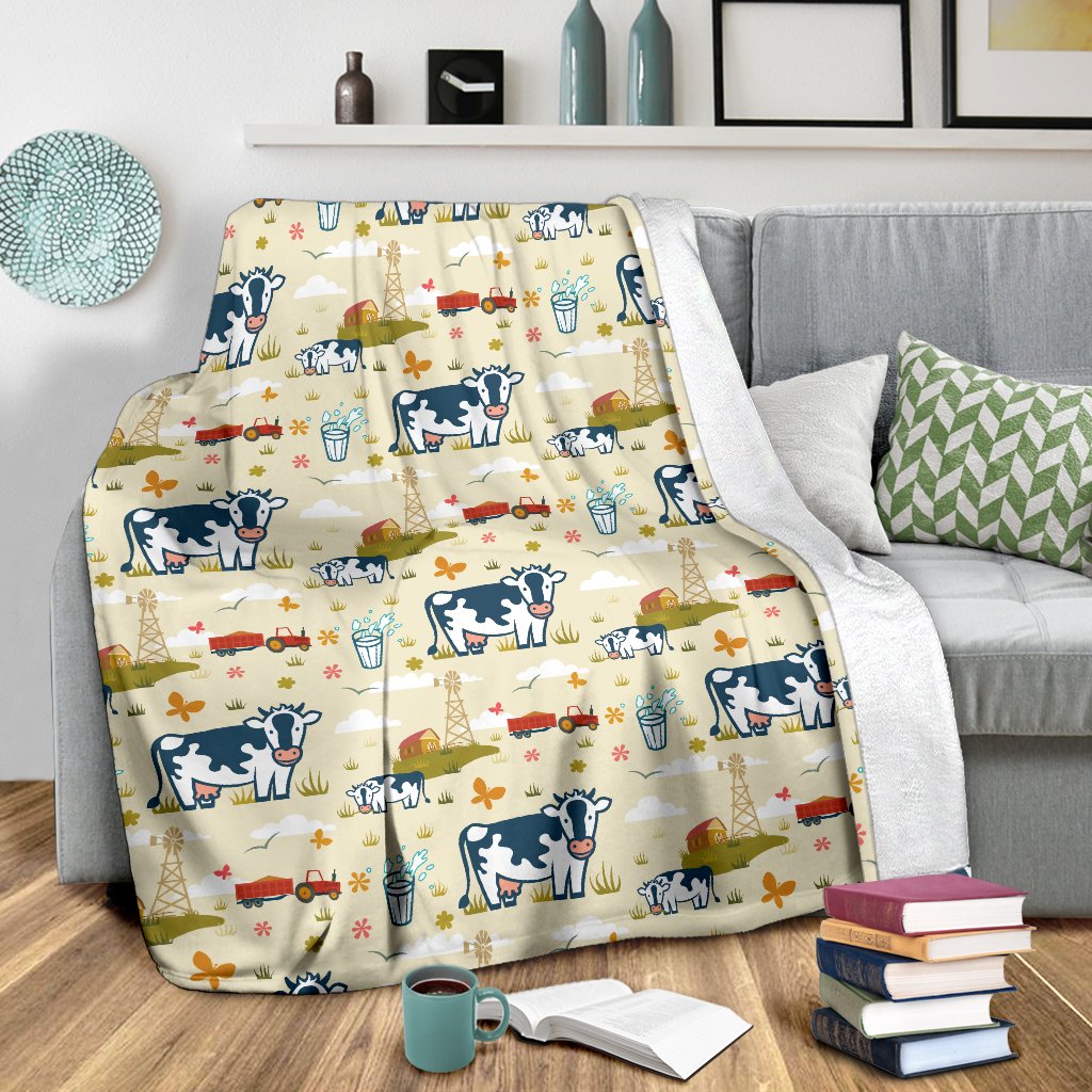 Cow Farm Design Print Fleece Blanket