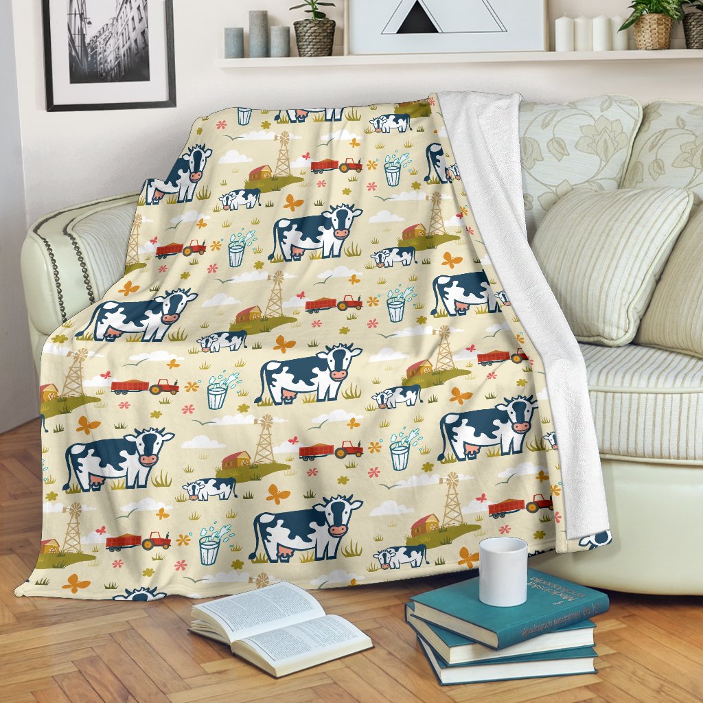 Cow Farm Design Print Fleece Blanket