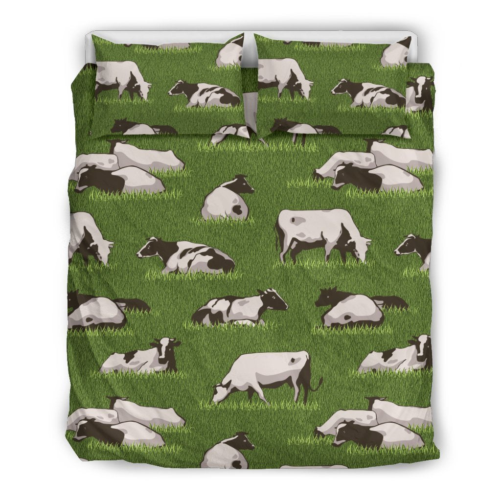 Cow on Grass Print Pattern Duvet Bedding Set