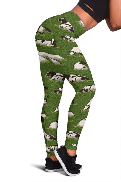 Cow on Grass Print Pattern Women Leggings