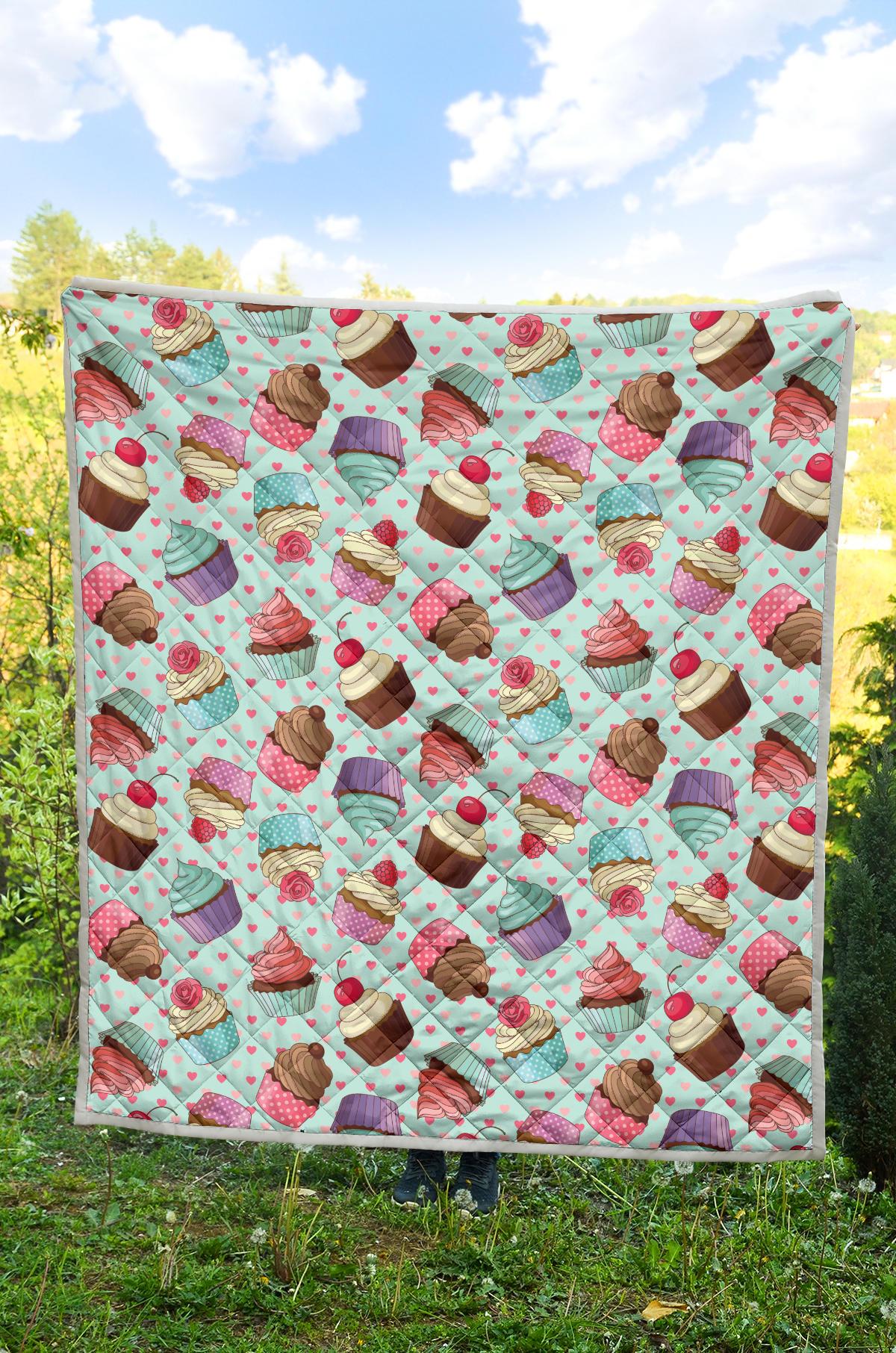 Cupcakes Fancy Heart Print Pattern Premium Quilt-JTAMIGO.COM