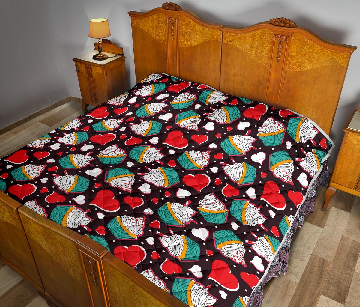 Cupcakes Heart Print Pattern Premium Quilt-JTAMIGO.COM