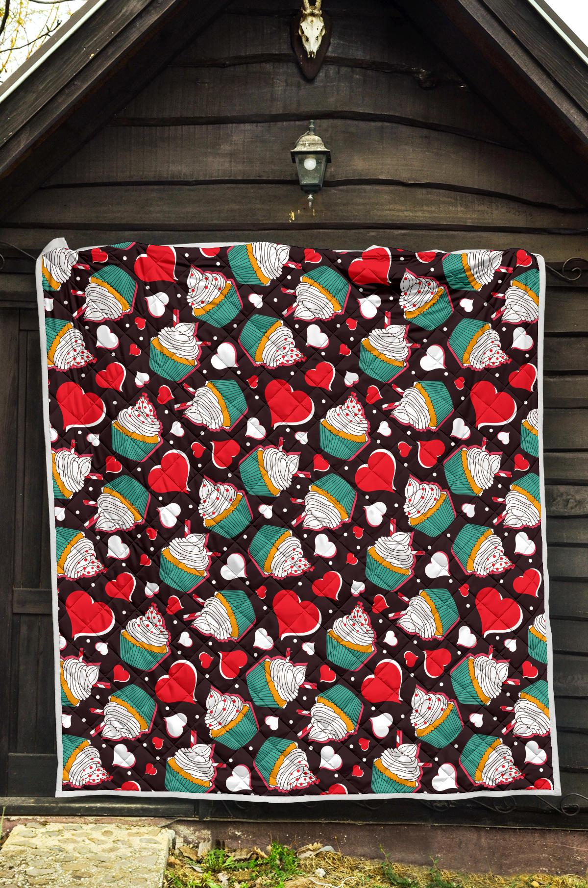 Cupcakes Heart Print Pattern Premium Quilt-JTAMIGO.COM