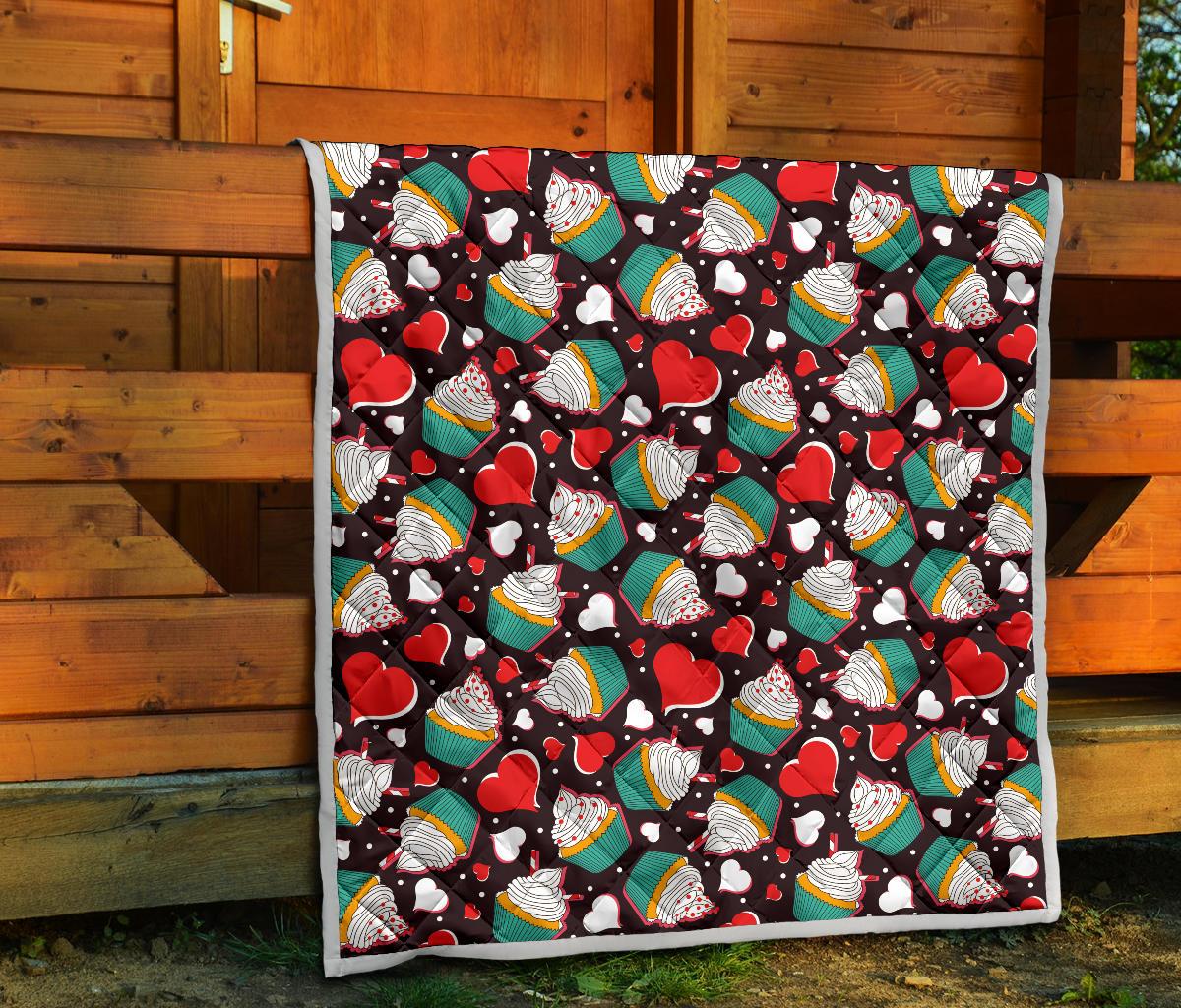 Cupcakes Heart Print Pattern Premium Quilt-JTAMIGO.COM