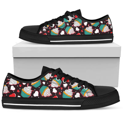 Cupcakes Heart Print Pattern Women Low Top Shoes