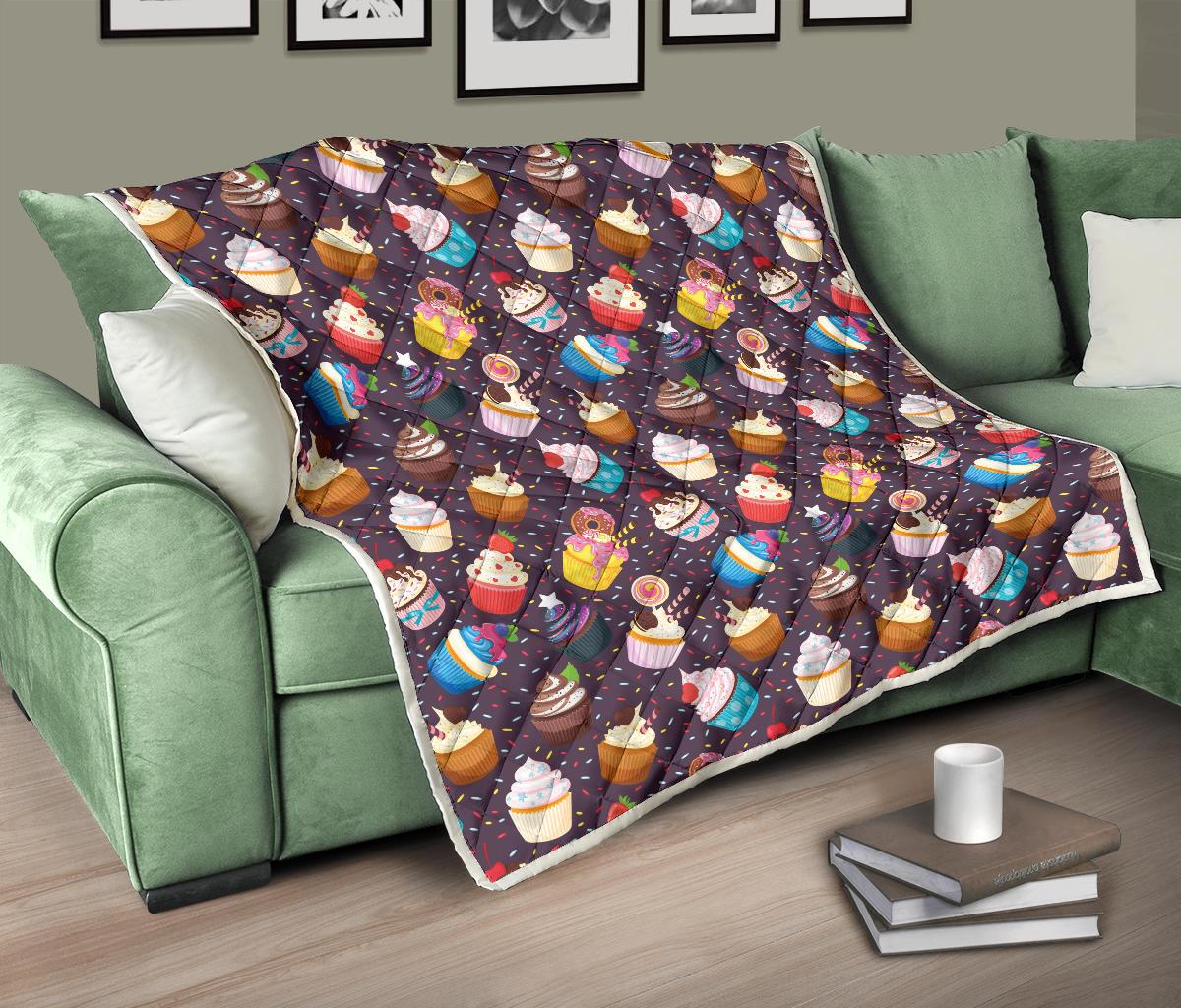 Cupcakes Party Print Pattern Premium Quilt-JTAMIGO.COM