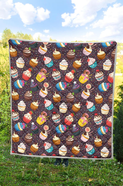 Cupcakes Party Print Pattern Premium Quilt-JTAMIGO.COM