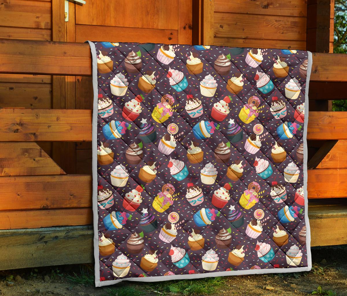 Cupcakes Party Print Pattern Premium Quilt-JTAMIGO.COM