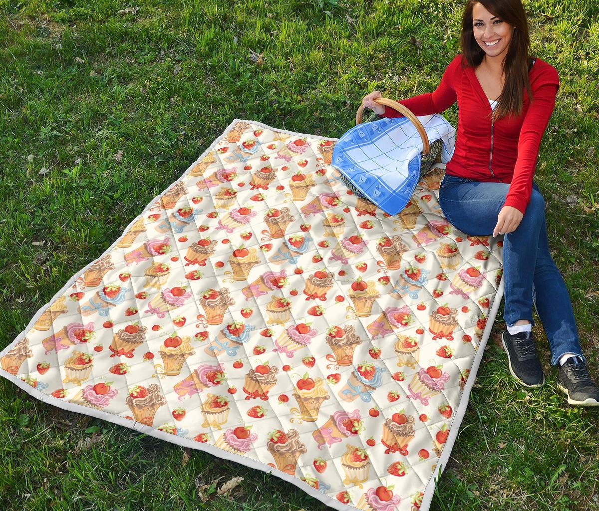 Cupcakes Strawberry Cherry Print Premium Quilt-JTAMIGO.COM