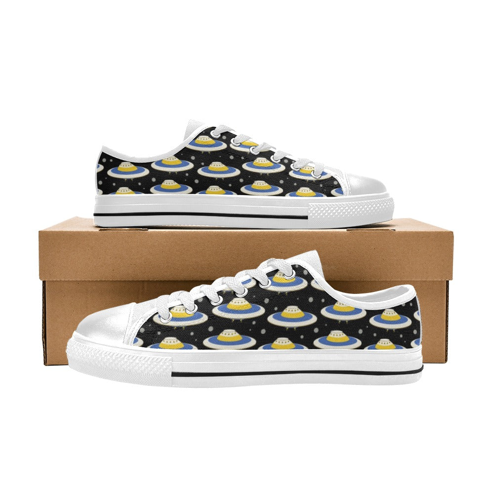 UFO Print Design LKS303 Women's White Low Top Shoes