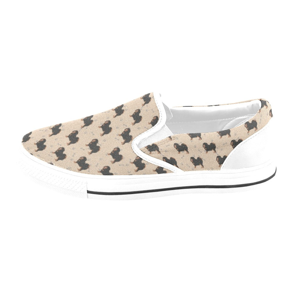 Tibetan Mastiffs Print Design LKS301 White Slip Ons Canvas Women's Shoes