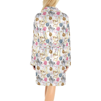 Cat Playing Yarn Pattern Print Design 07 Women's Fleece Robe