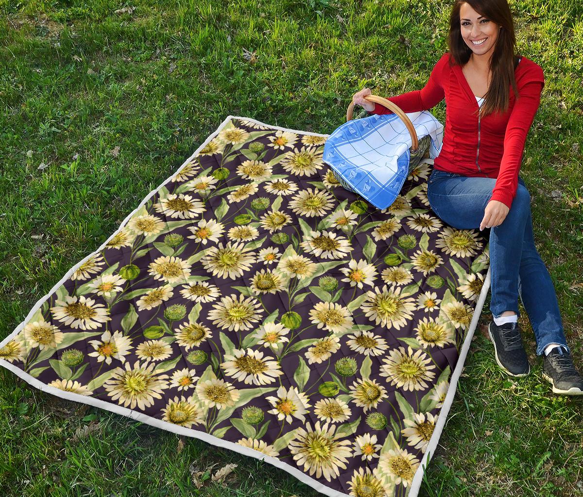 Daisy Vintage Print Pattern Premium Quilt-JTAMIGO.COM