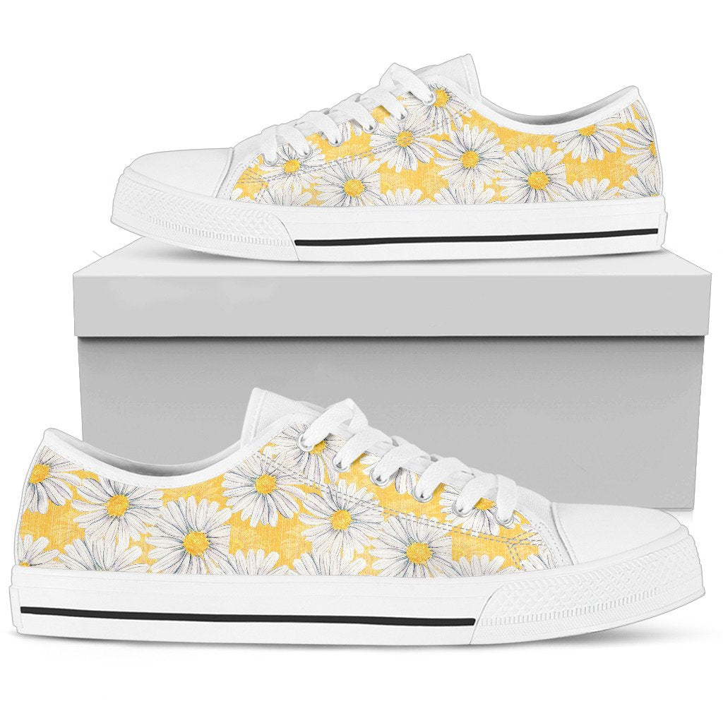 Daisy Yellow Watercolor Print Pattern Women Low Top Shoes