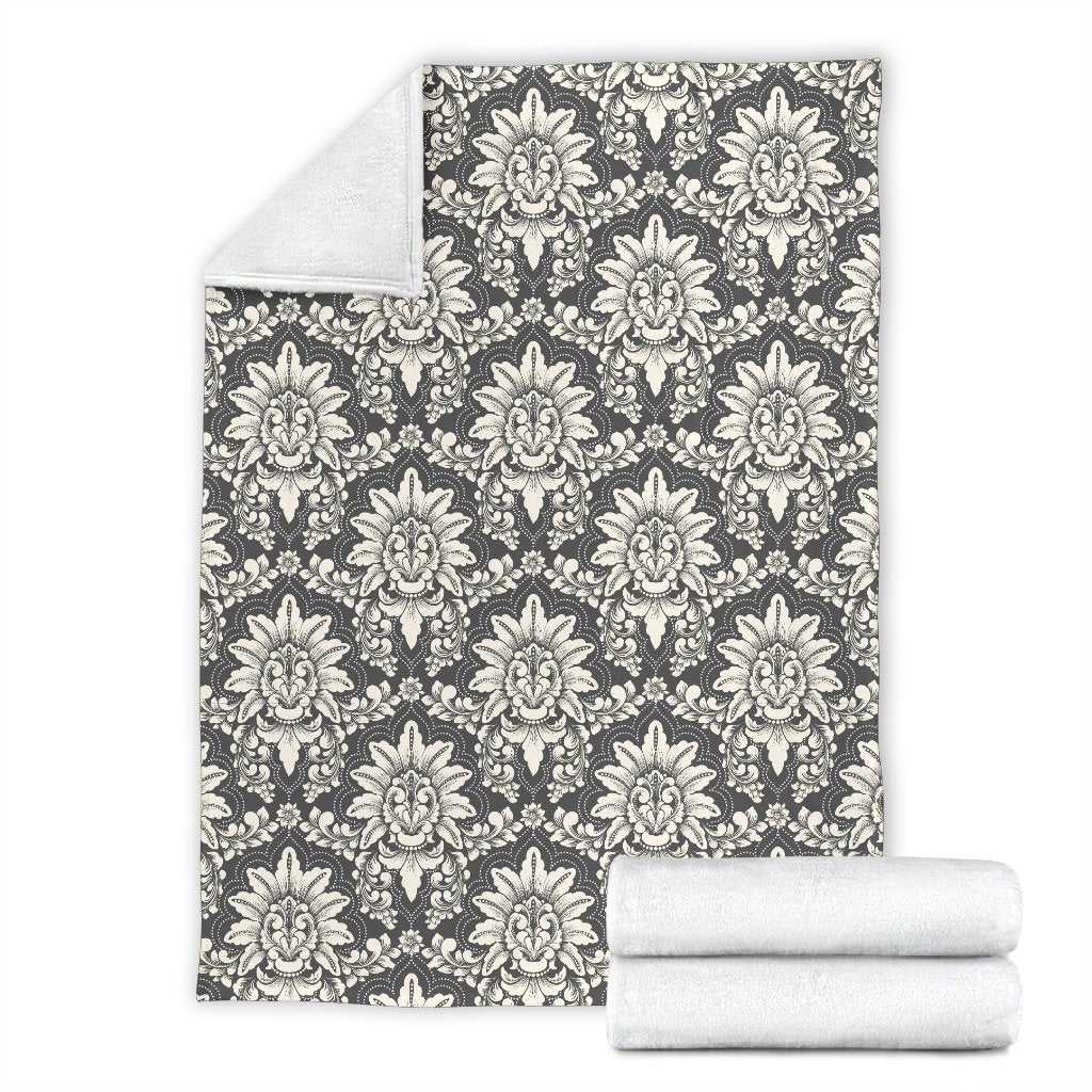 Damask Elegant Print Pattern Fleece Blanket