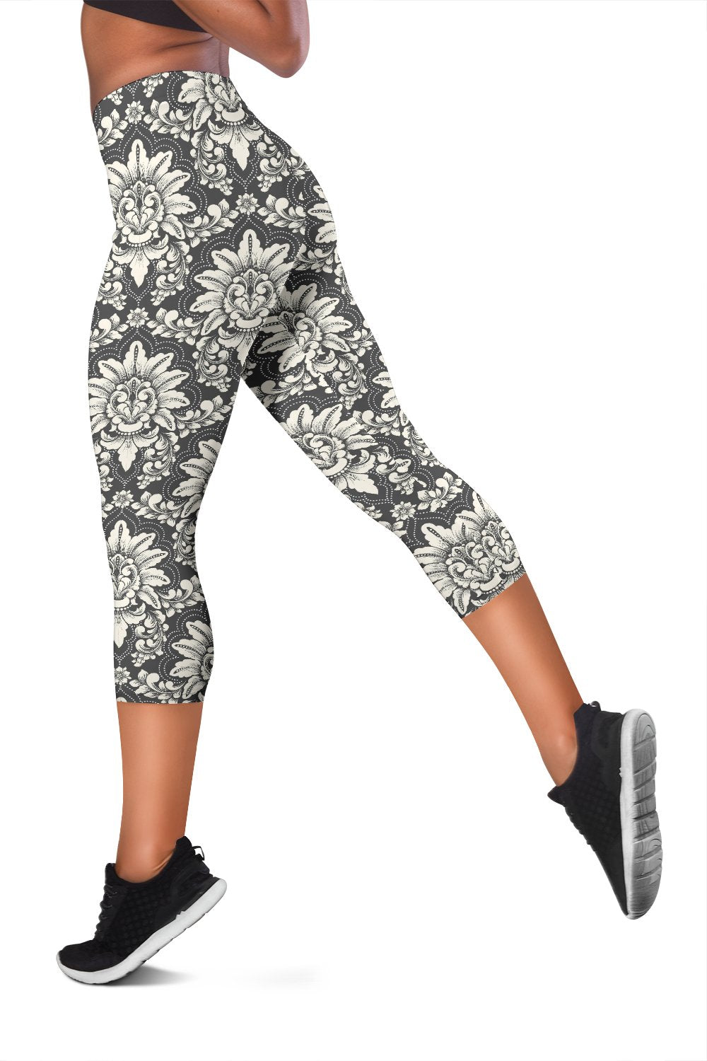 Damask Elegant Print Pattern Women Capris