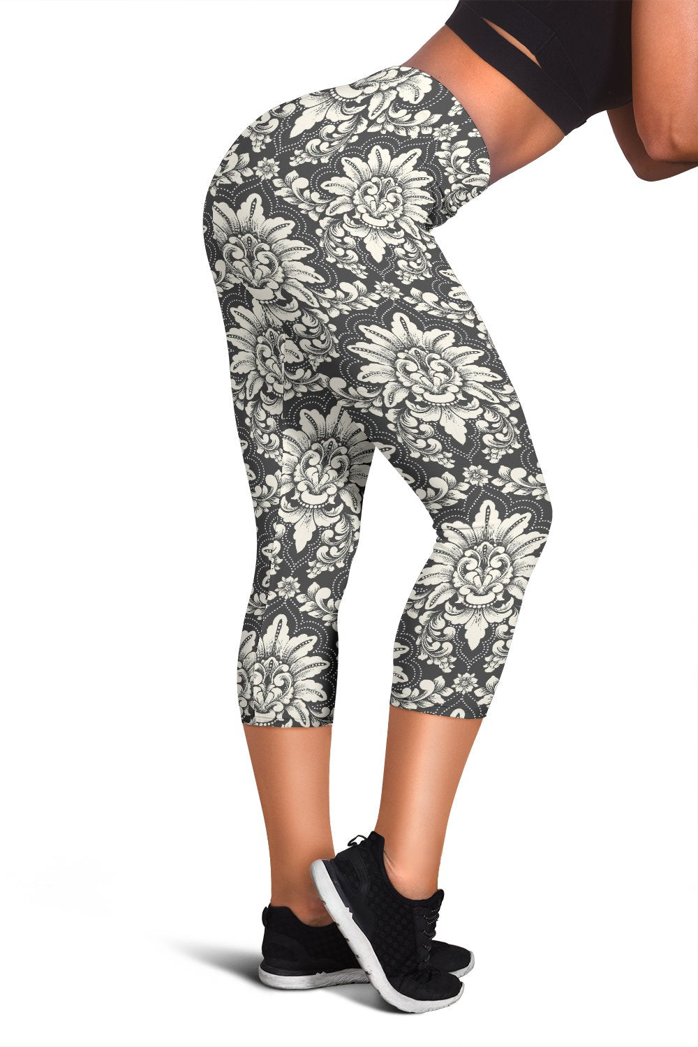 Damask Elegant Print Pattern Women Capris