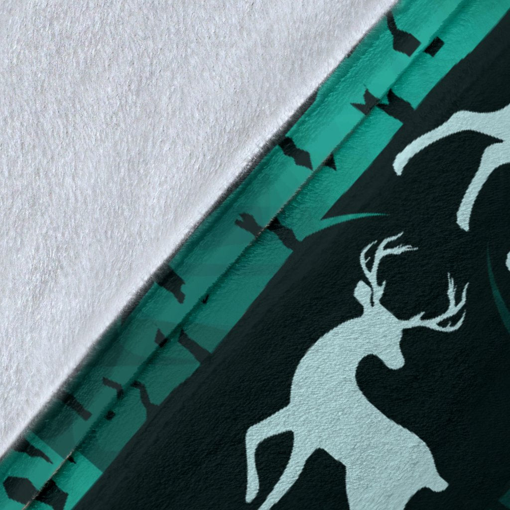 Deer Jungle Print Pattern Fleece Blanket