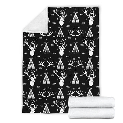 Deer Native Indian Print Pattern Fleece Blanket