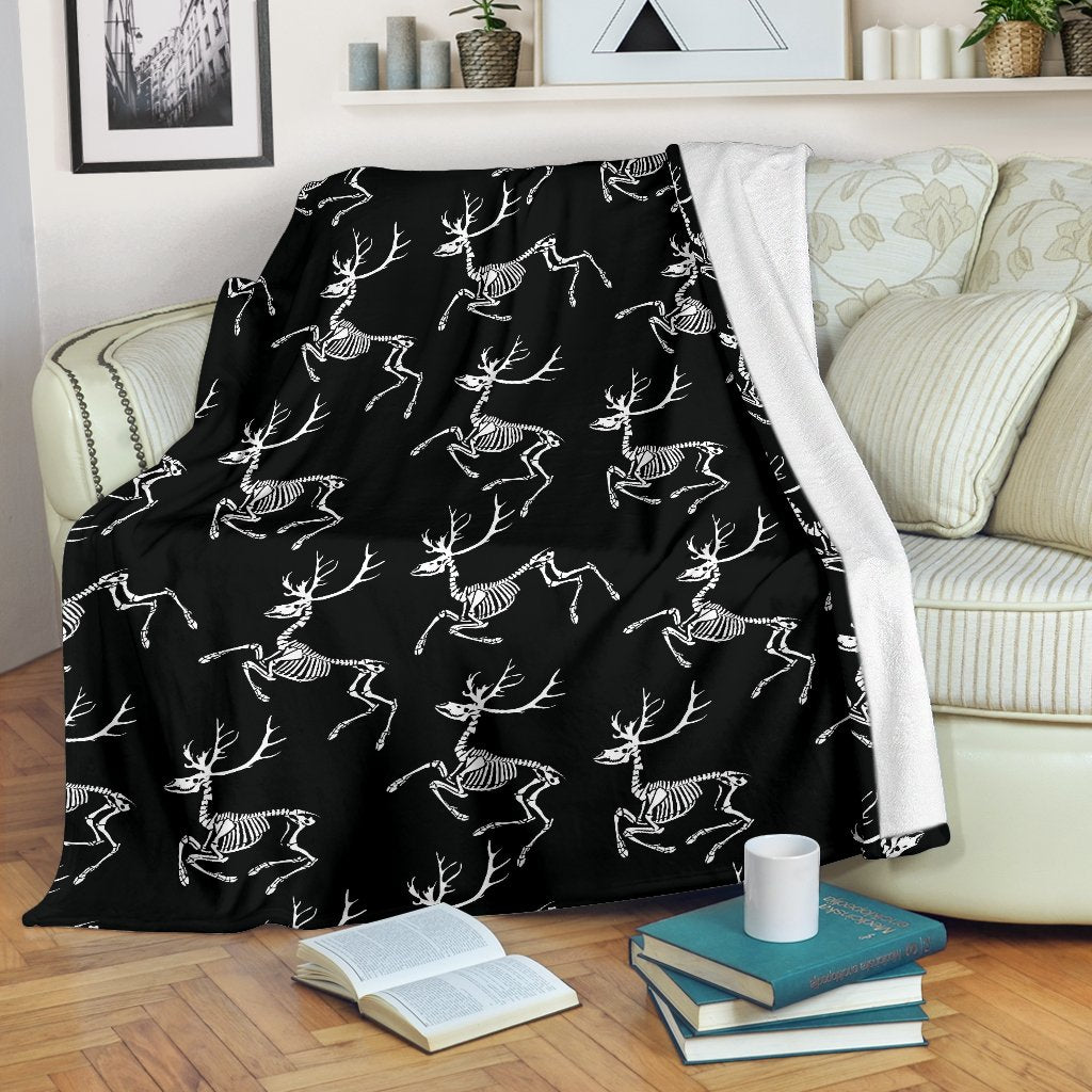 Deer Skeleton Print Pattern Fleece Blanket