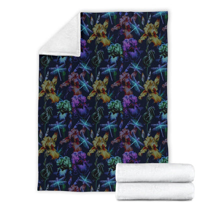 Dragonfly With Floral Print Pattern Fleece Blanket