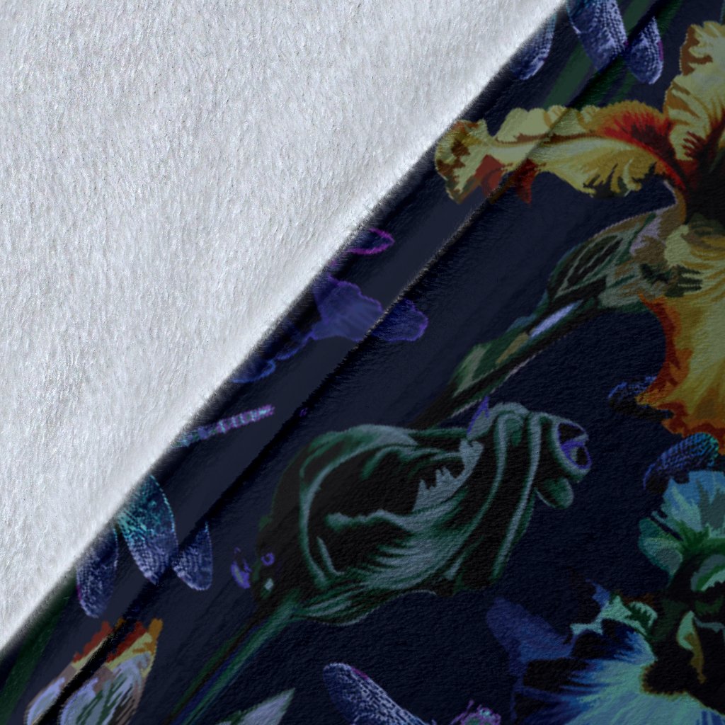 Dragonfly With Floral Print Pattern Fleece Blanket