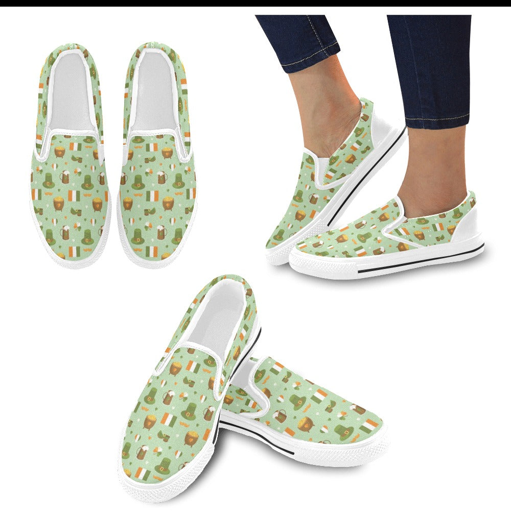 St Patricks Day Print Design LKS302 White Slip Ons Canvas Women's Shoes