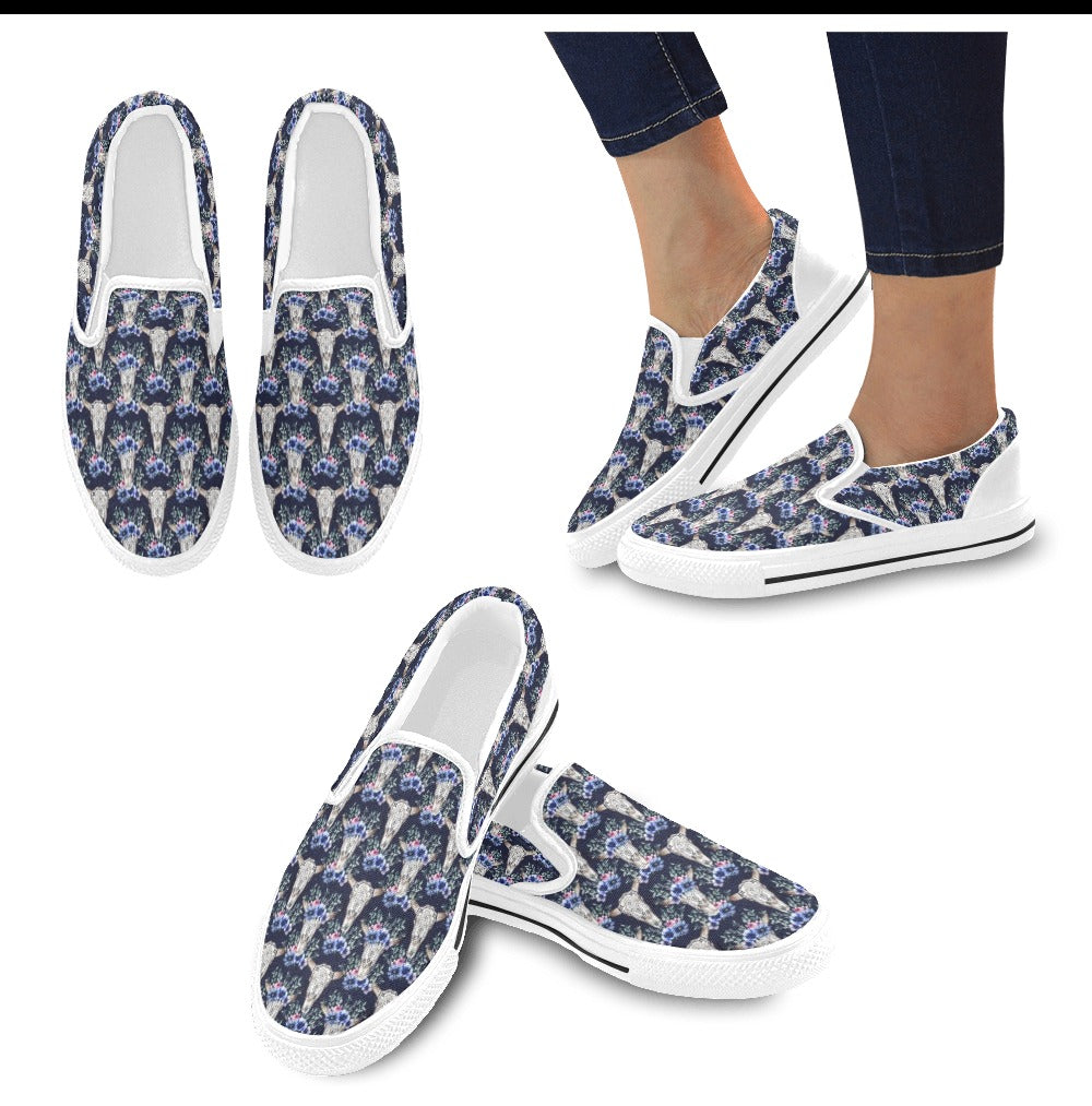 Buffalo Head Print Design LKS402 White Slip Ons Canvas Women's Shoes