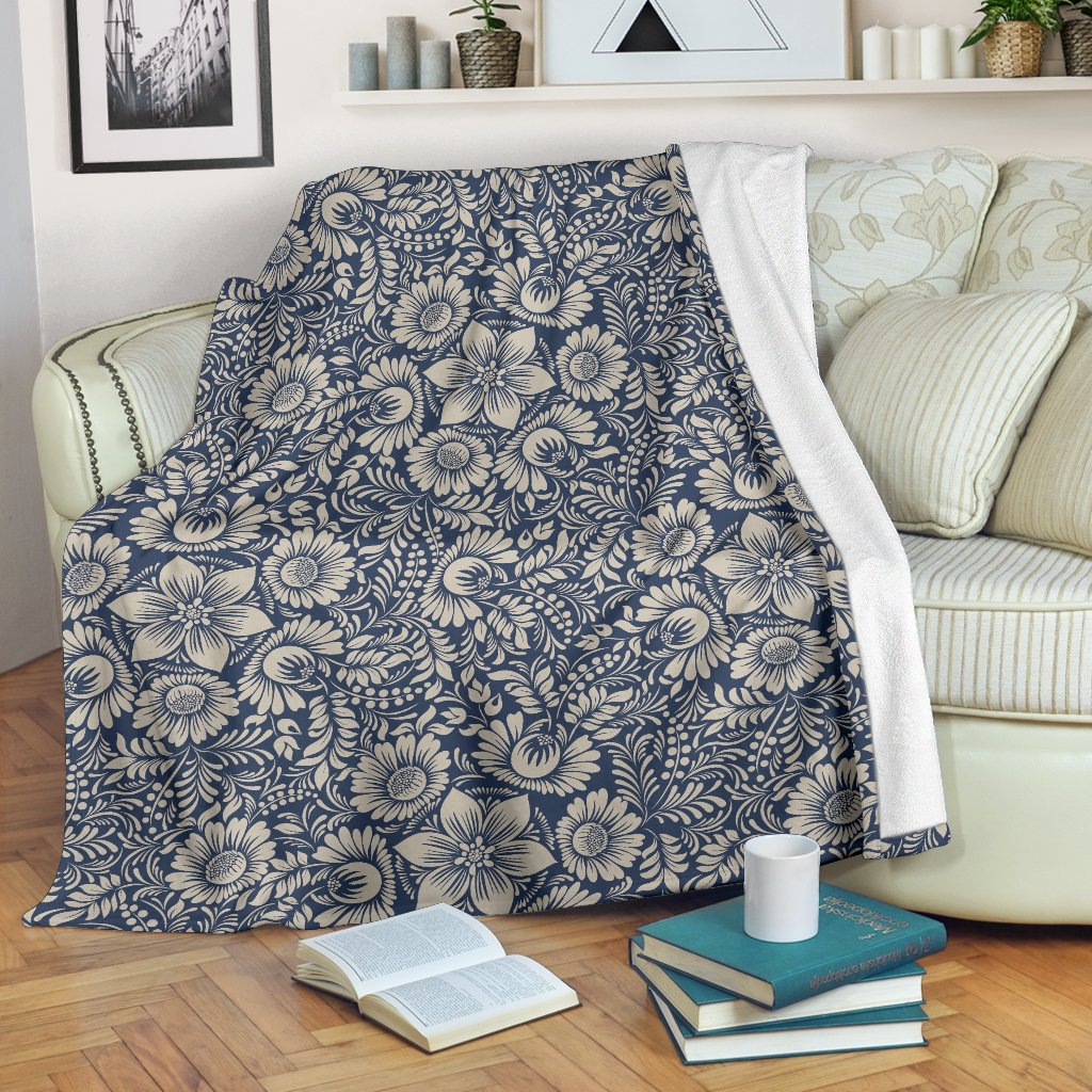 Elegant Floral Print Pattern Fleece Blanket