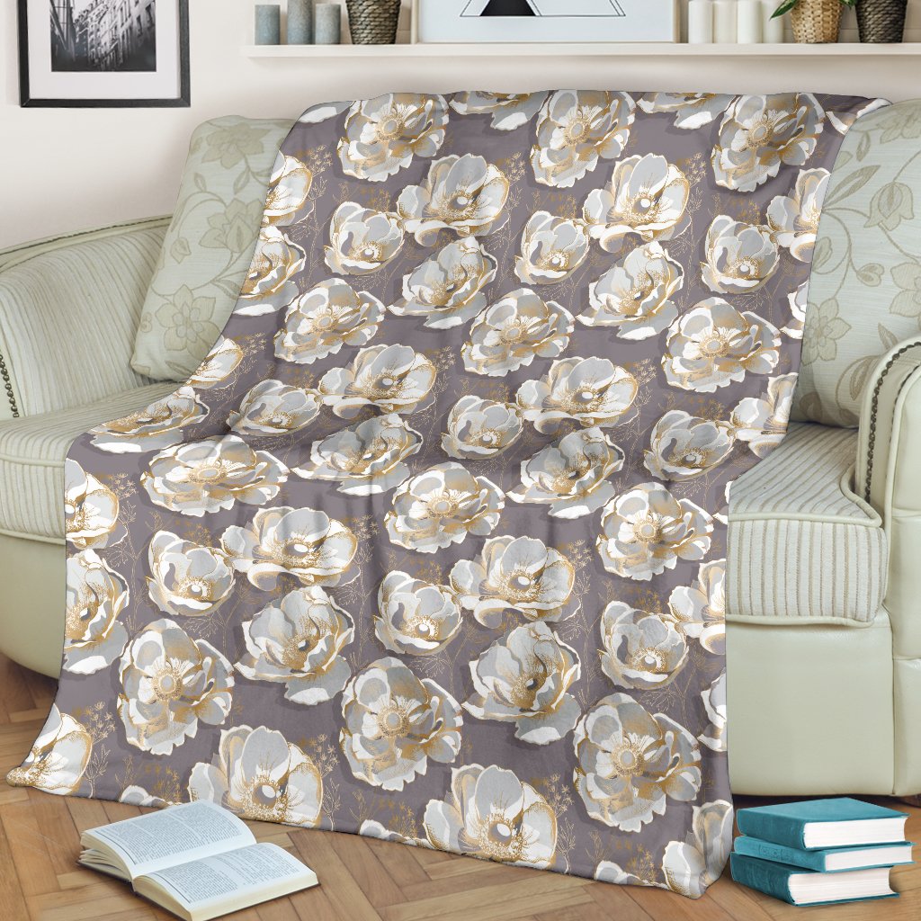 Elegant Grey Flower Print Fleece Blanket