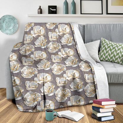 Elegant Grey Flower Print Fleece Blanket