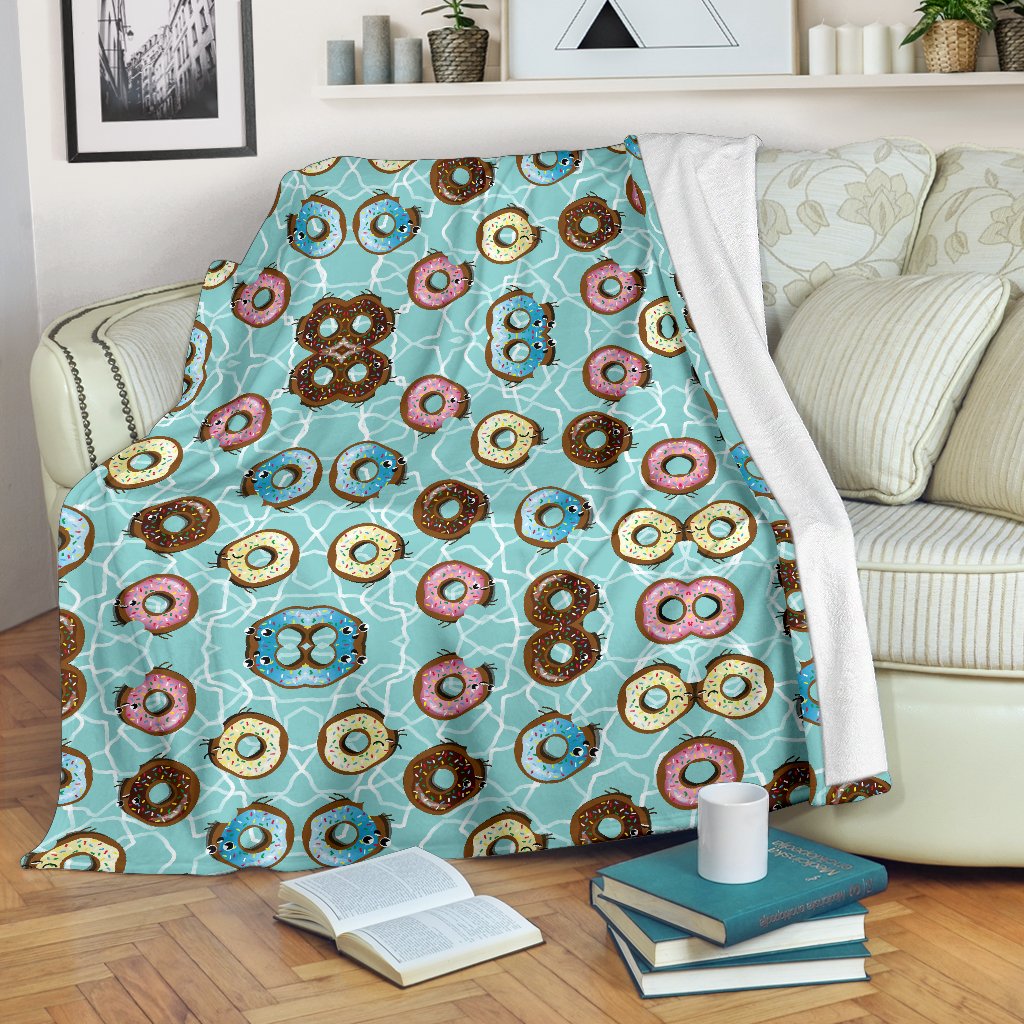 Emoji Donut Print Pattern Fleece Blanket