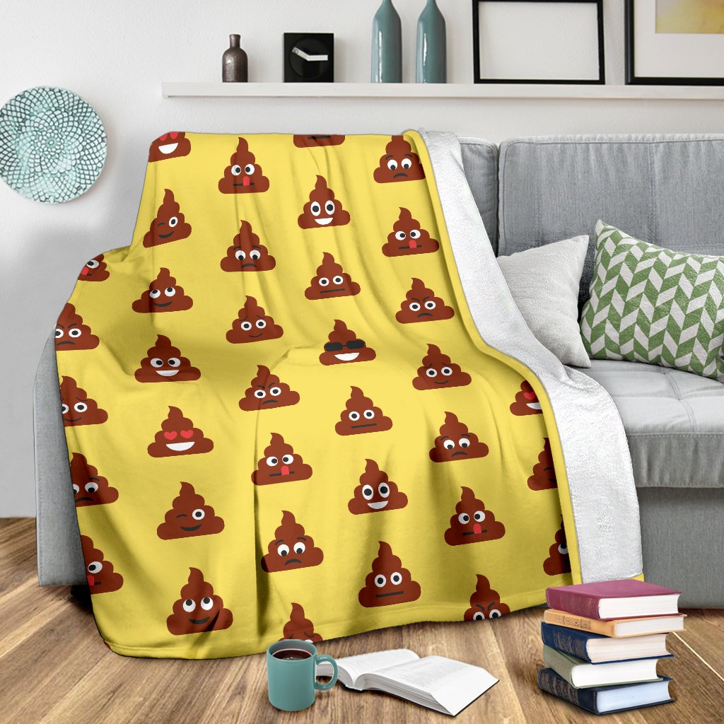 Emoji Poop Print Pattern Fleece Blanket