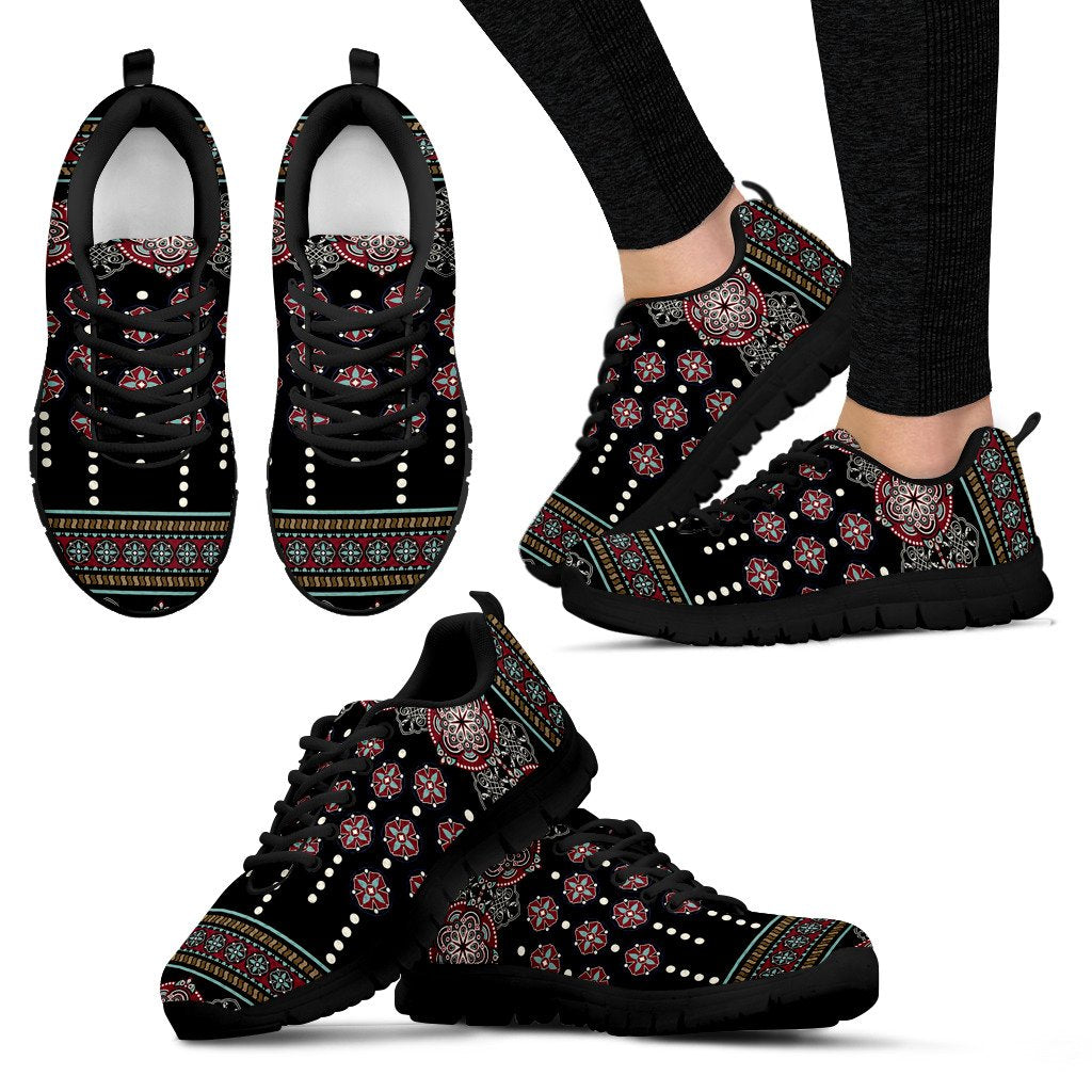 Ethnic Dot Style Print Pattern Women Sneakers Shoes